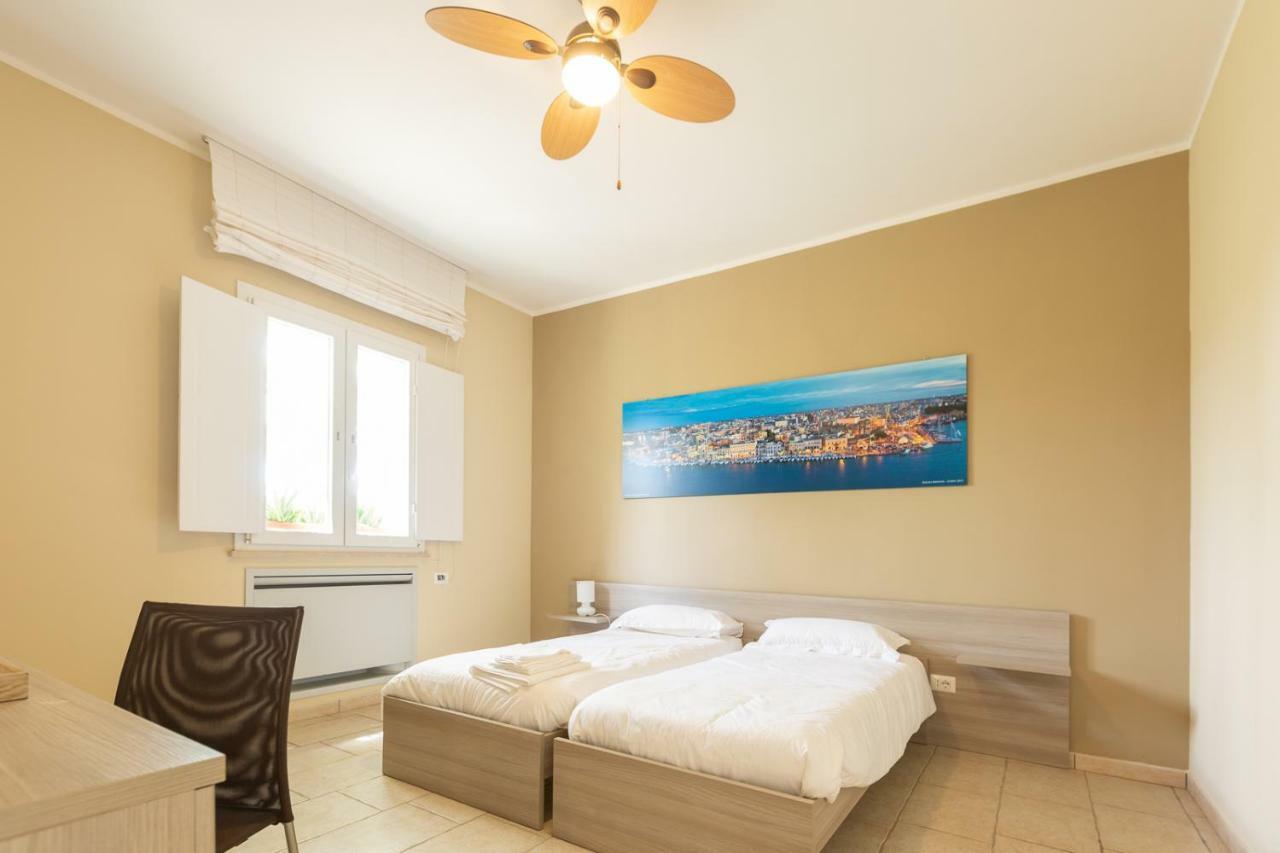 Villa Adele B&B Brindisi Bagian luar foto
